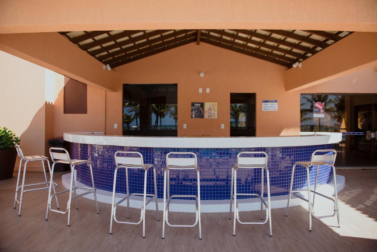 Flat Guarajuba Beira da Praia pé na areia Exterior foto