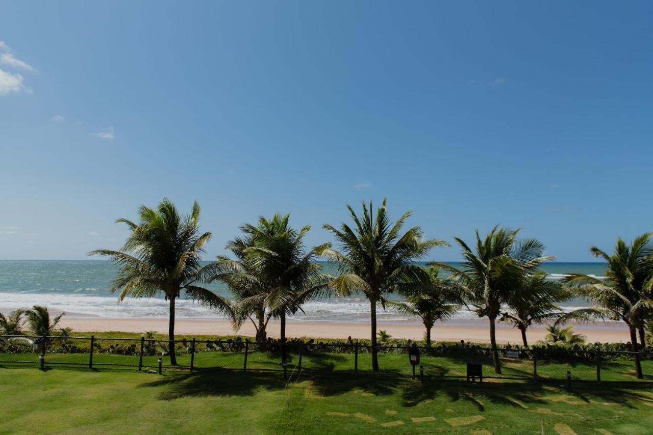 Flat Guarajuba Beira da Praia pé na areia Exterior foto