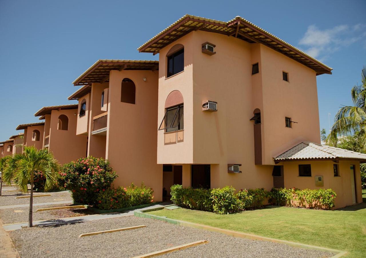 Flat Guarajuba Beira da Praia pé na areia Exterior foto